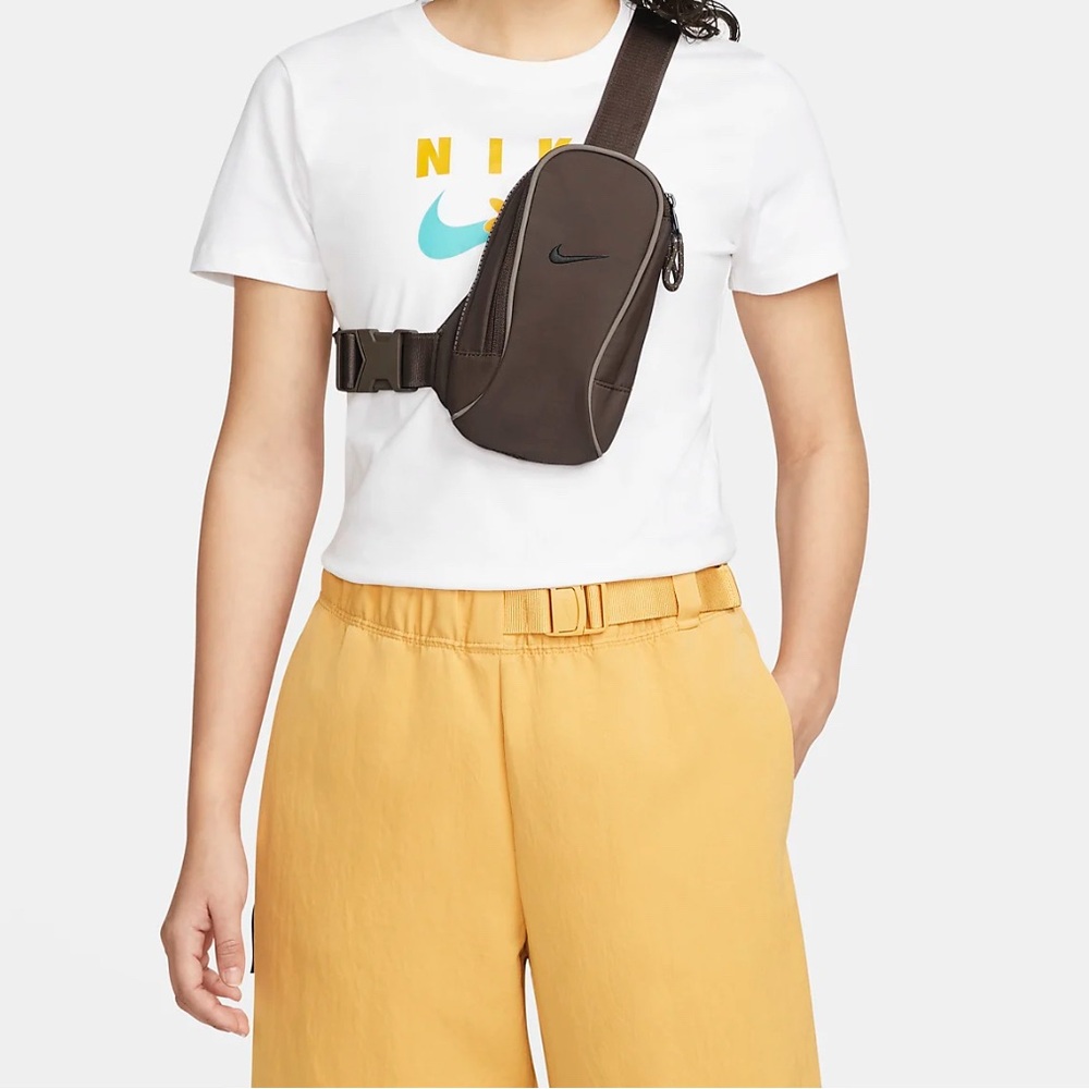 Nike Tan Crossbody Bag with Adjustable Strap and Zipper Closure - Picture 7 of 7